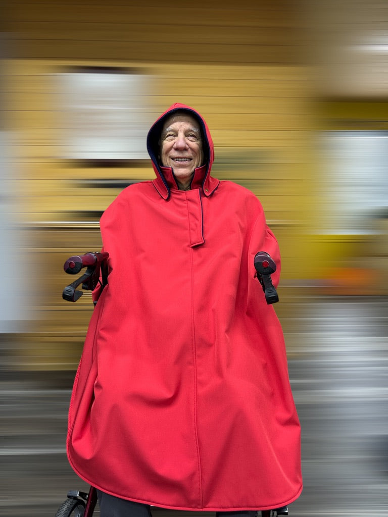 Cape adaptée hivernale imperméable sans manches avec ou sans capuche | A3B