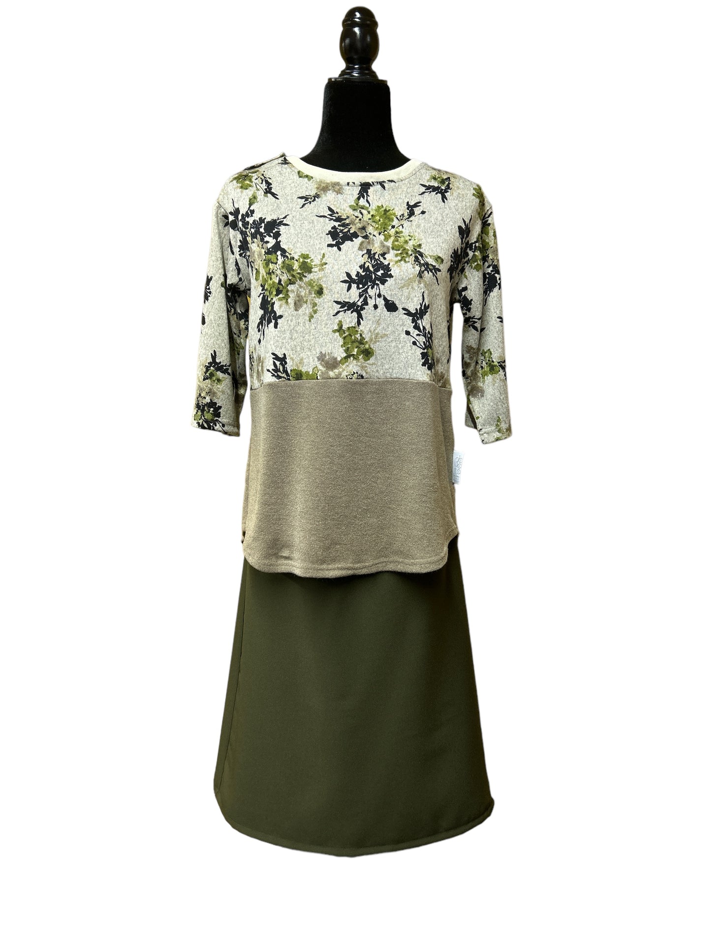 Chandail Annie bouquet vert  | Mode Québécoise | A3B