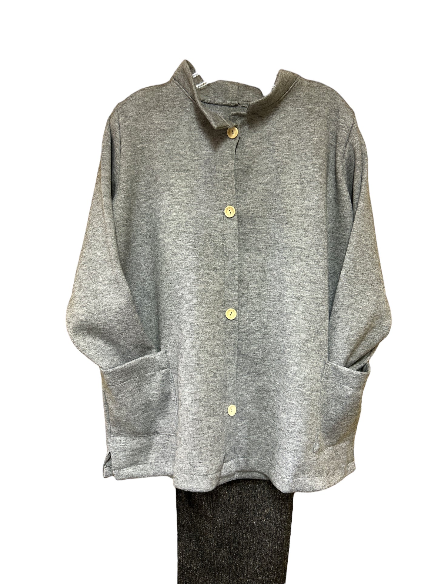 Cardigan gris en tricot | Mode Québécoise | A3B